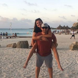 Meet your Posher, Casey